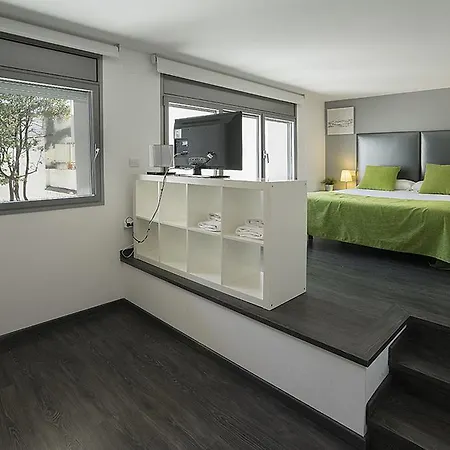 Ab Gracia Parc Guell Βαρκελώνη