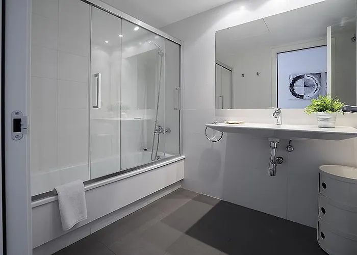 Ab Gracia Parc Guell * Barcelona